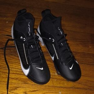 Nike Men’s Black and White Vapor Cleats